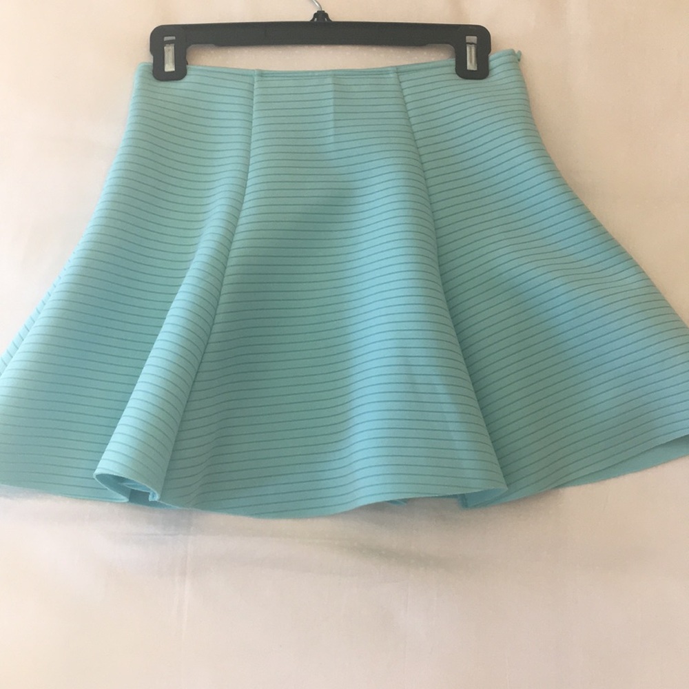 Flounce mini skirt